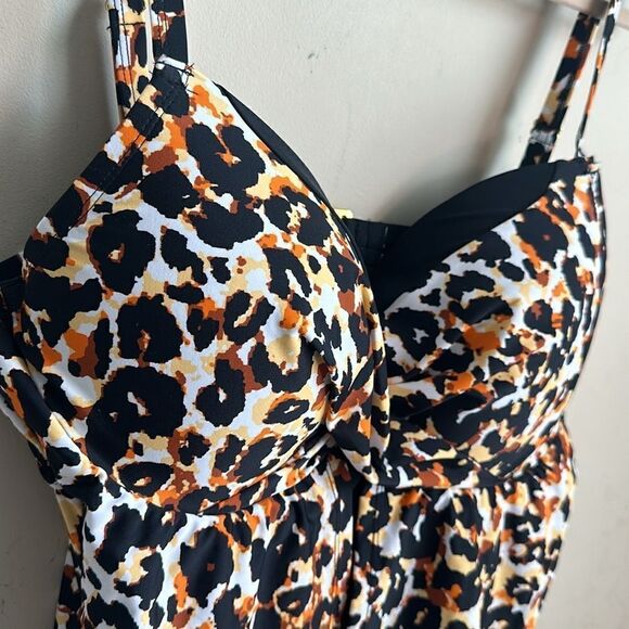 FULLFITALL Floral Tankini Top 18 - Picture 2 of 8